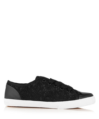 Discounts from the Carvela Kurt Geiger sale | SECRETSALES