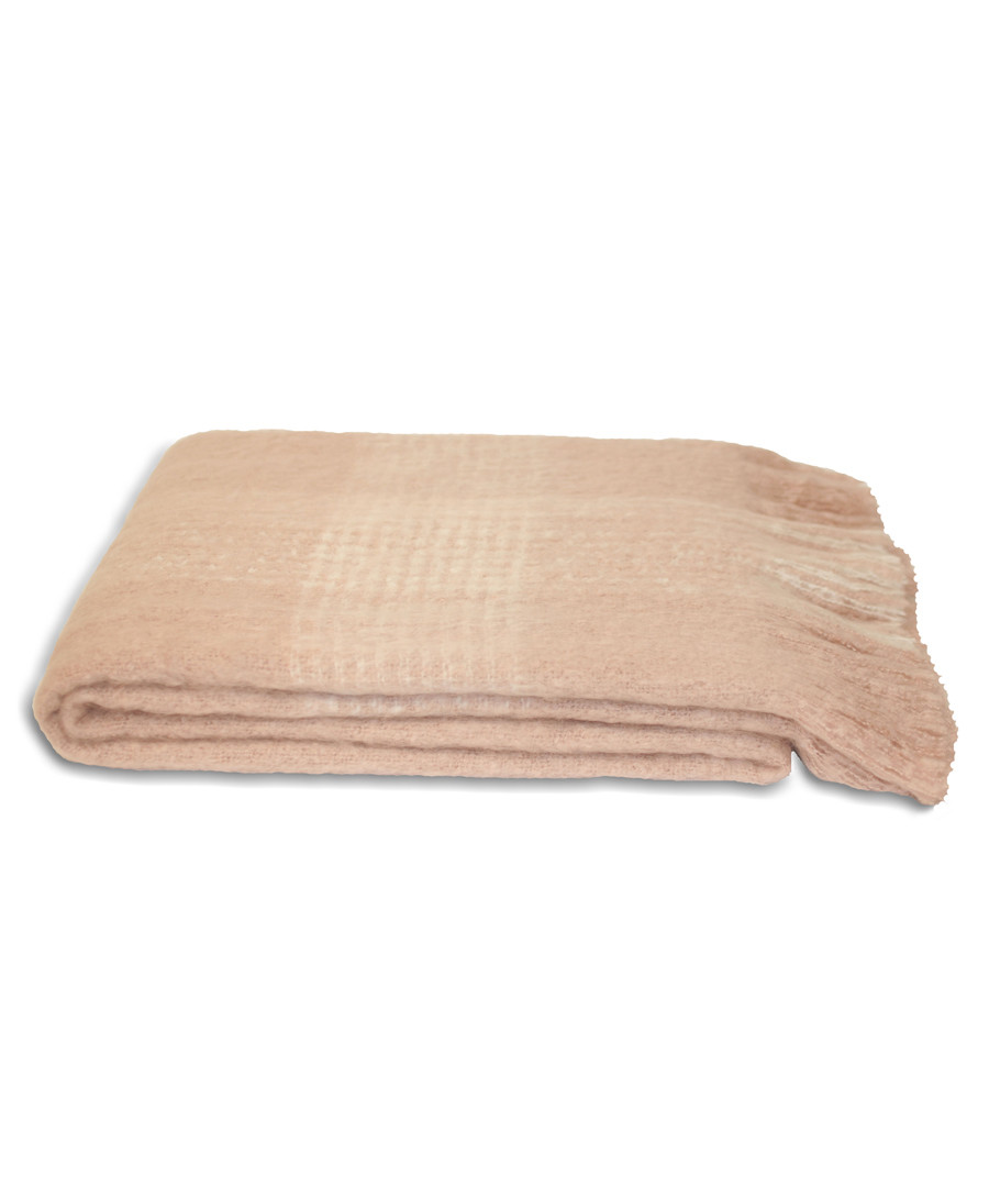 Auriella pink fringed throw 200cm Sale - riva paoletti
