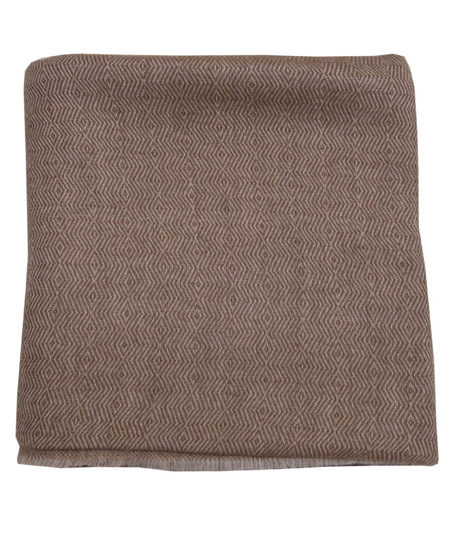 Beige diamond weave throw 135x255cm Sale - Panache Handicraft Ltd