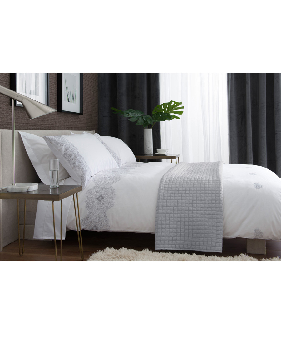 White & grey cotton king duvet set Sale - lyndon