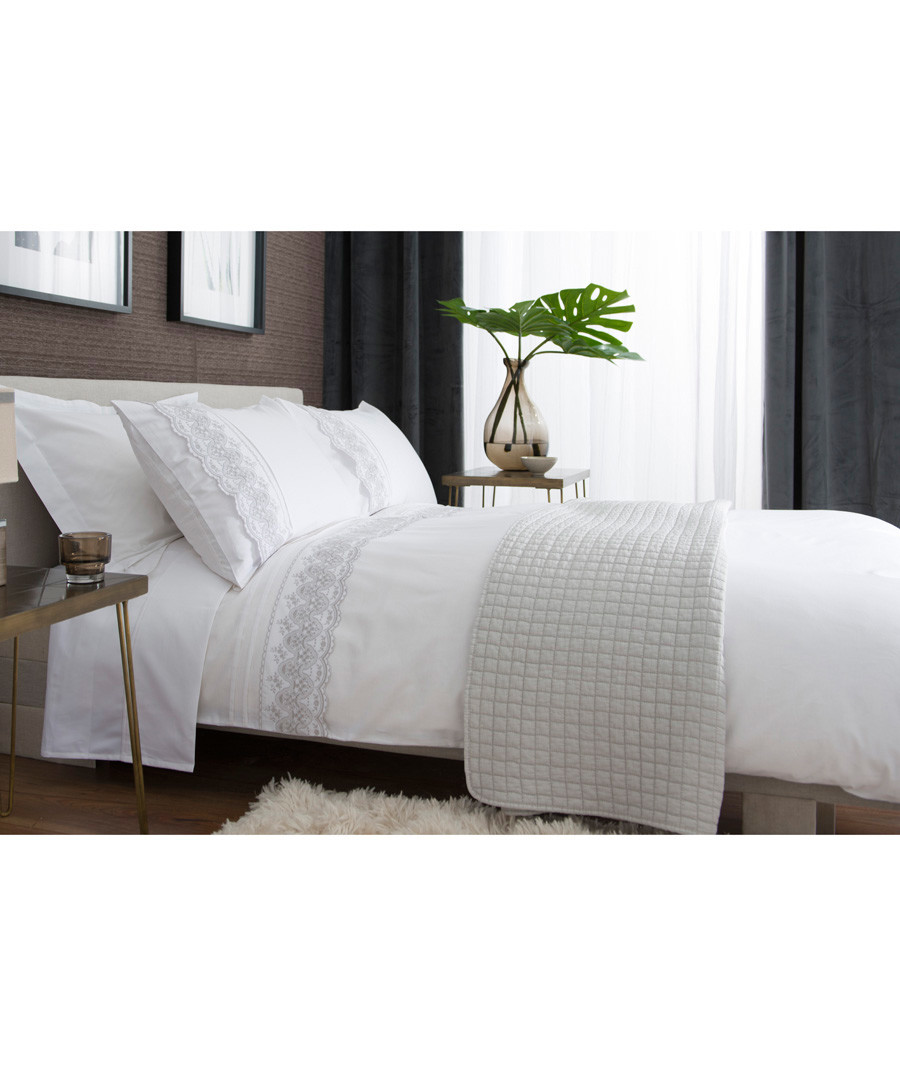 St Petersburg white s.king duvet set Sale - lyndon