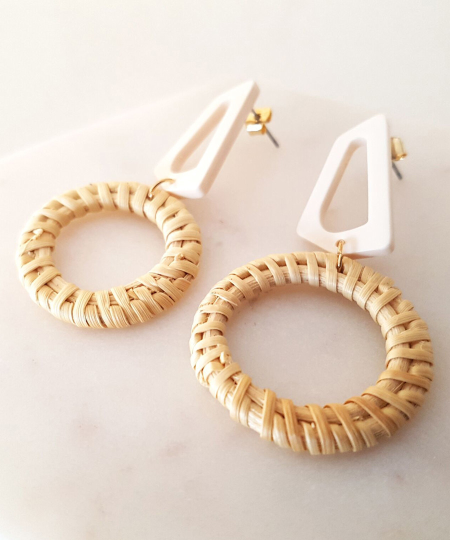 Natural resin & rattan wreath earrings Sale - fleur envy