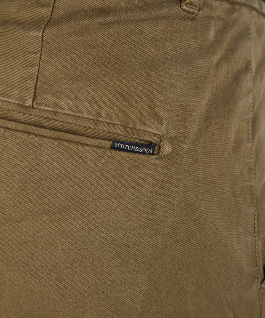 Scotch /& Soda Mens Classic Garment Dyed Chino Pant in Stretch Cotton Quality