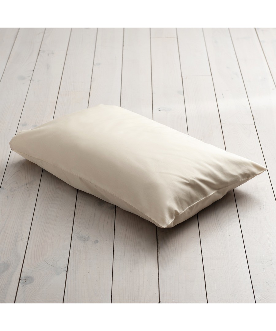 600 Thread Count HOUSEWIFE Pillowcase - Ivory Sale - Bed and Bath Emporium